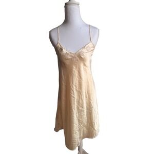 Sanrio Hello Kitty Champagne Gold Satin Chemise Nightgown Embroidered Scallop S